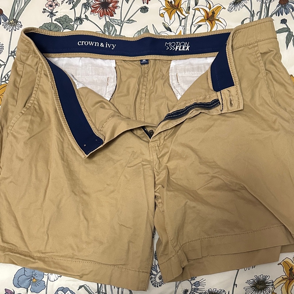 Crown & Ivy Men's Khaki Flex Shorts